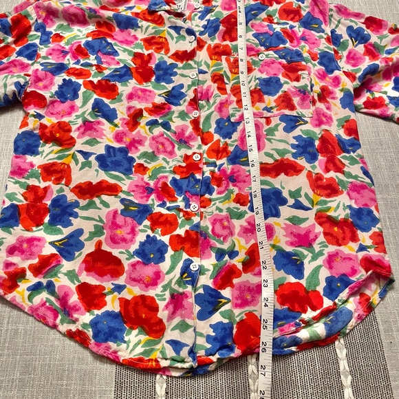 Short Circuit Vintage Floral Button Down - Picture 4 of 9